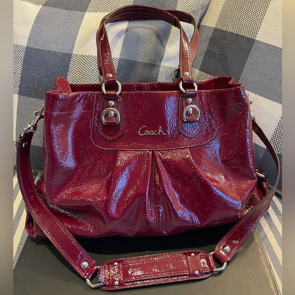 COACH~ASHLEY CARRYALl SATCHEL (Style No.:F15516) - Picture 4 of 12